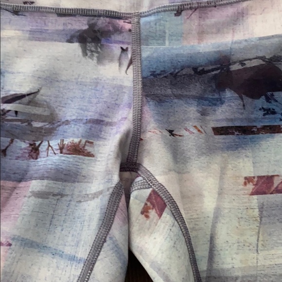 Lululemon Pant - Size 6 - Picture 10 of 13